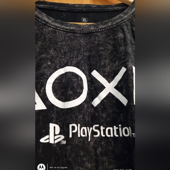 NWOT/Men's PlayStation Long Sleeve - Picture 2 of 5